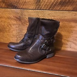 BareTraps leather boots